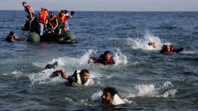 Migrant crisis: Thirteen die in ferry collision off Turkey