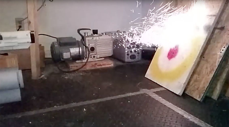 Man says his 3D-printed railgun can fire bullets at 900 km/h (VIDEO)