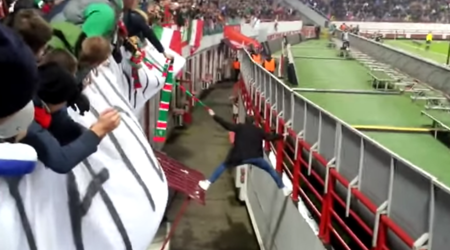 Why every football hooligan needs a fan scarf (VIDEO)