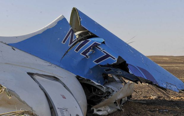 U.S. satellite shows heat flash when Russian Metrojet plane crashed, but no missile