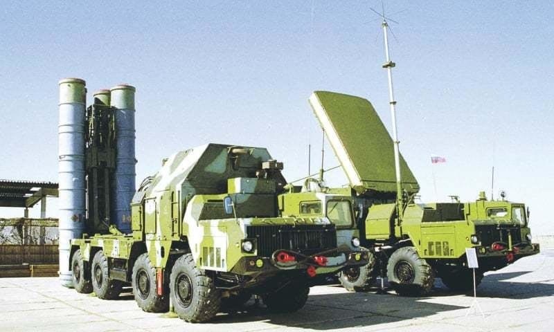 Russia, Iran sign contract for missile system delivery