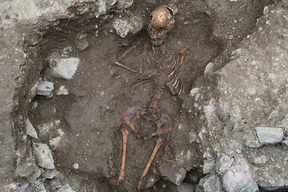 Skeleton of Burnt ‘Witch Girl’ Found in Italy