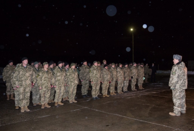 Poroshenko: Ukrainians owe opportunity to celebrate New Year to army