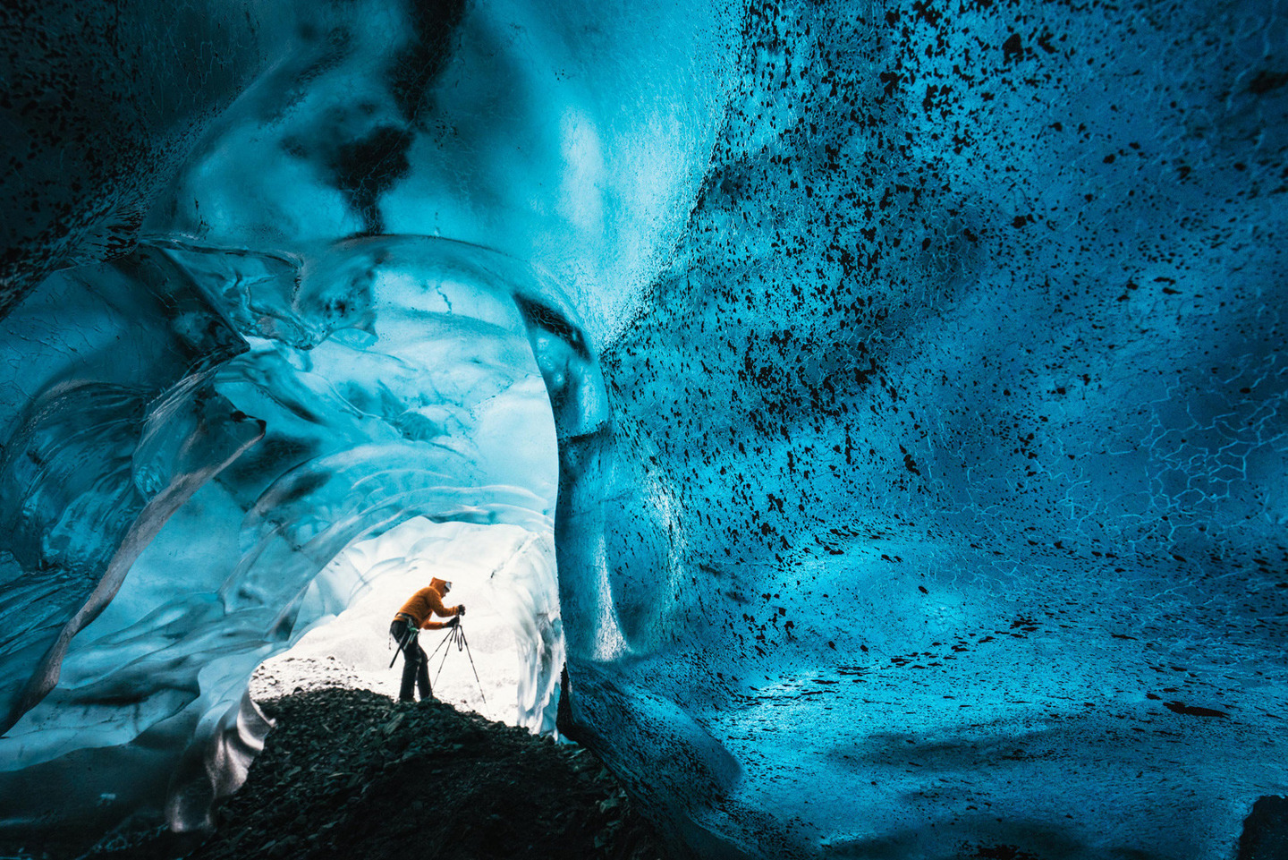 The inside of Iceland’s glaciers looks like another planet