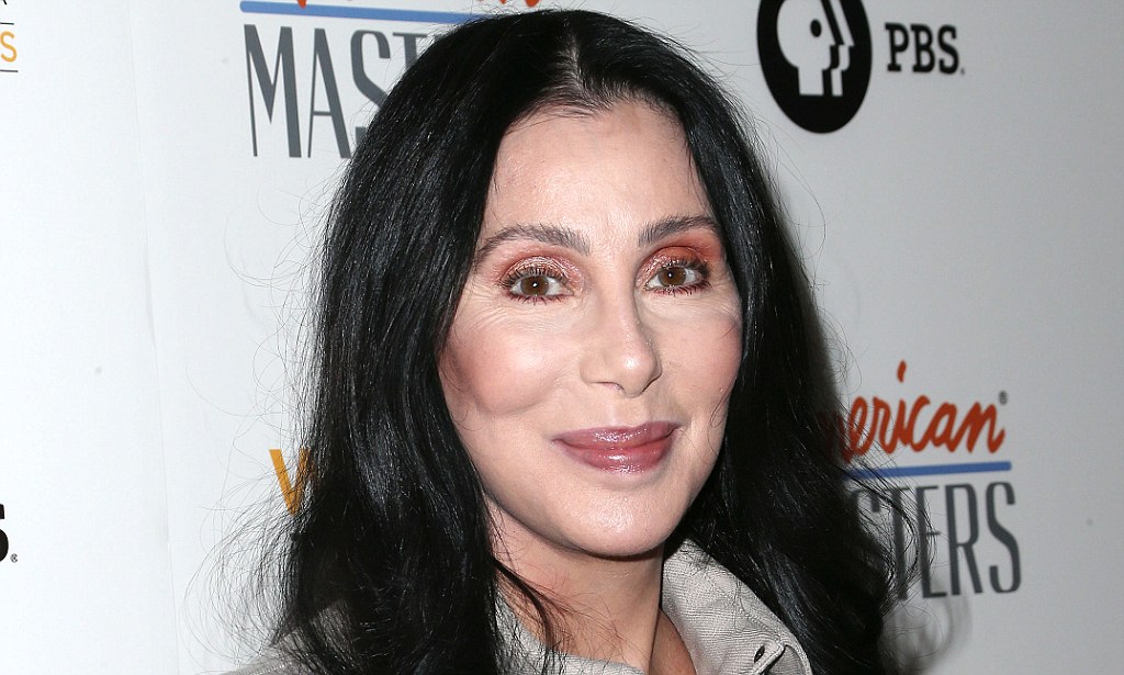“Cher dead 2015” : Actress killed by internet death hoax