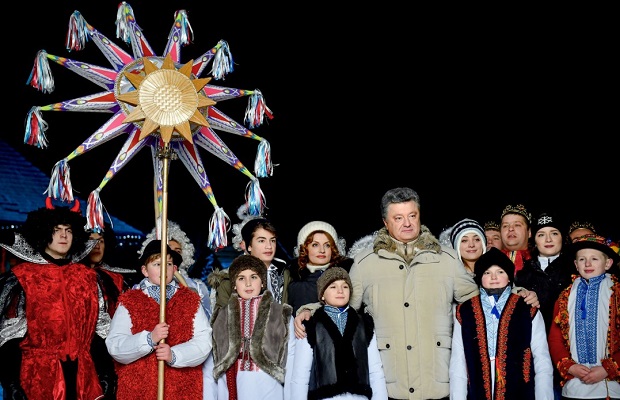 Poroshenko greets Orthodox church members with Christmas