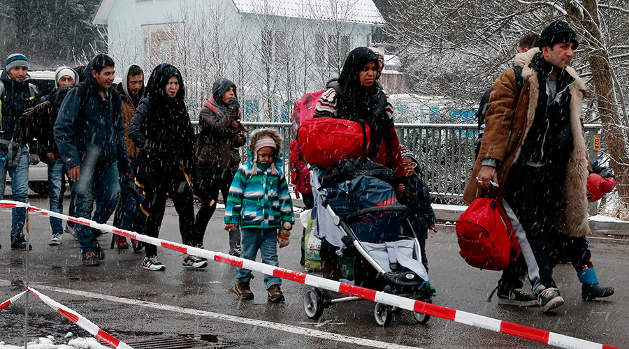 Austria deploys army to halt migrants intending to transit through Germany