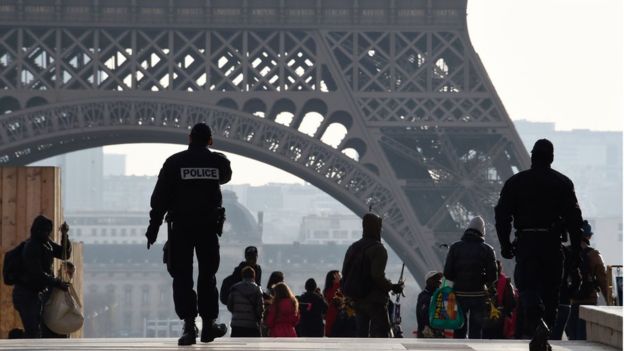 France to keep state of emergency ‘until IS defeated’ — PM Valls