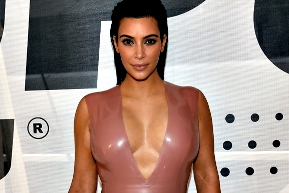 Kim Kardashian Goes Platinum Blonde At Yeezy 3 Show — See Her Hair Makeover
