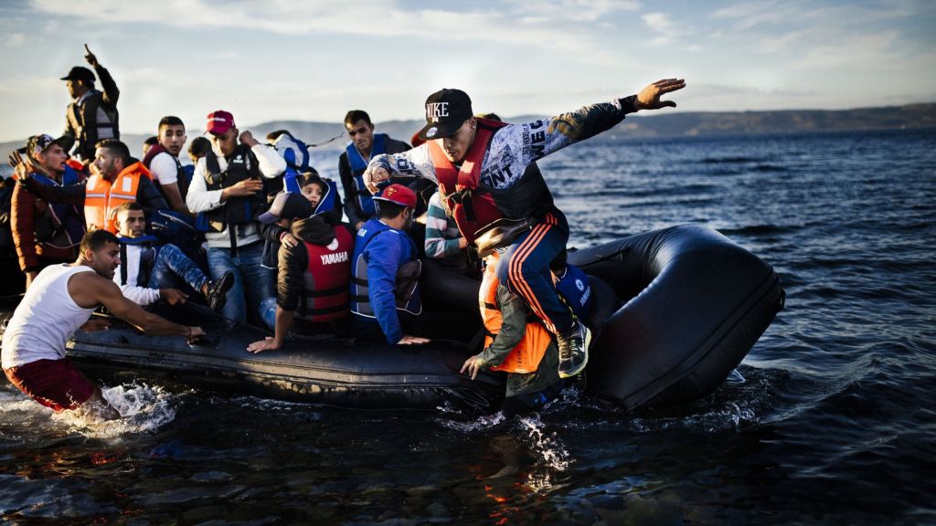 Migrant crisis: Nato deploys Aegean people-smuggling patrols