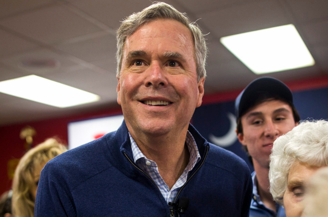 Jeb Bush ignites Twitter storm by posting picture of his engraved handgun