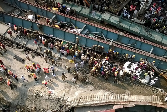 22 dead after overpass collapses in Kolkata, India