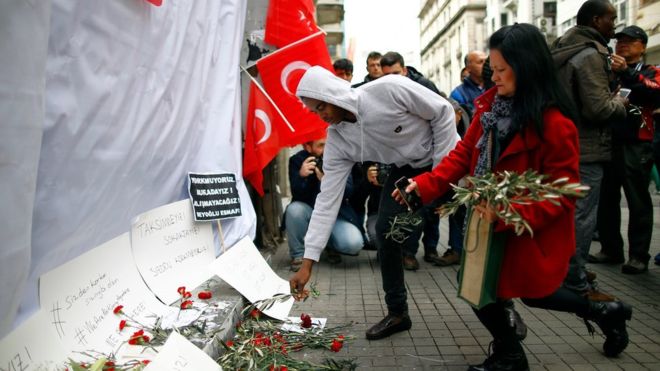 Turkey blames Islamic State for Istanbul bombing