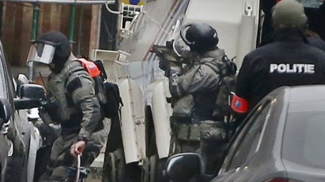 Brussels raids: Paris attack suspect Abdeslam arrested