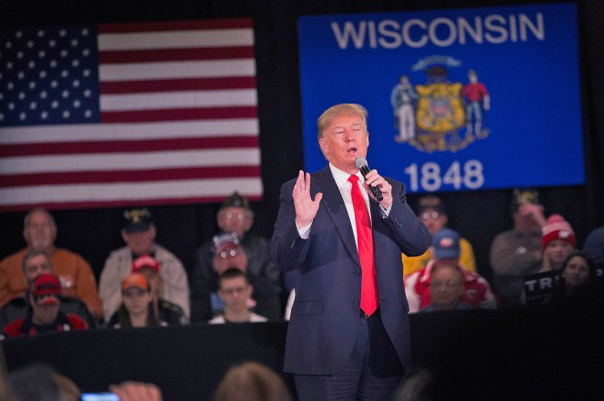 Donald Trump turns up the heat ahead of tight Wisconsin race