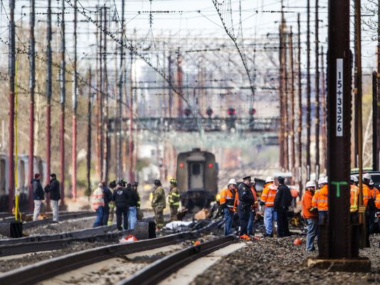 Experts: Safety protocols should have prevented Amtrak crash deaths