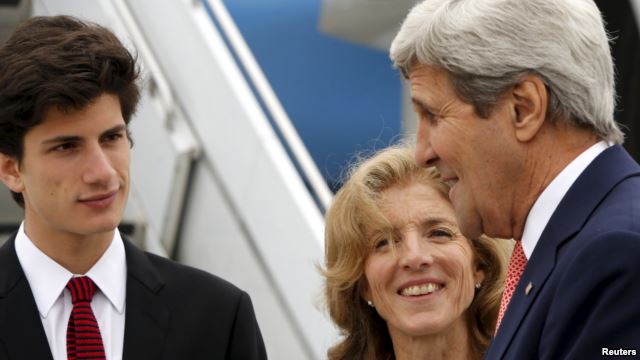 Kerry in Japan for G7 Ministerial Meeting