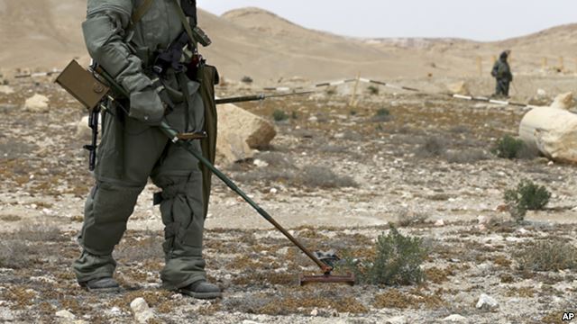 IS Leaves Deadly Trail of Mines in Syria, Iraq