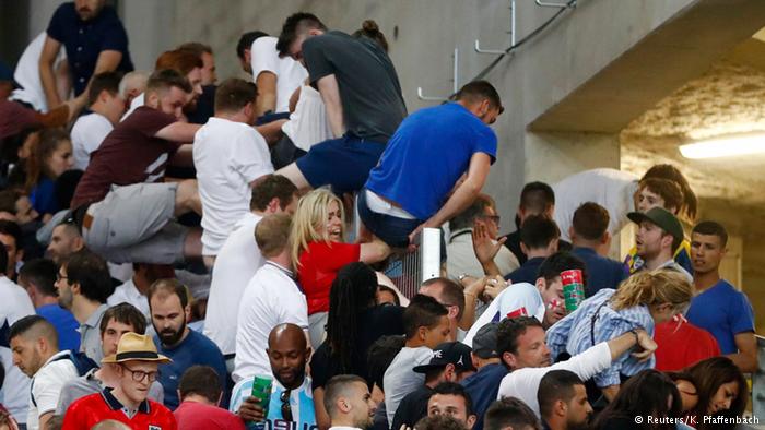Euro 2016: Russia faces Uefa probe after England match violence