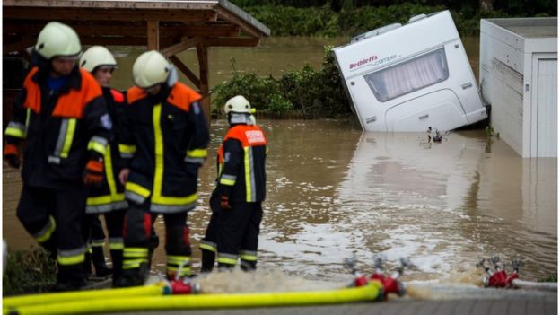 Europe floods: 10 dead amid fears of fresh heavy rainfall