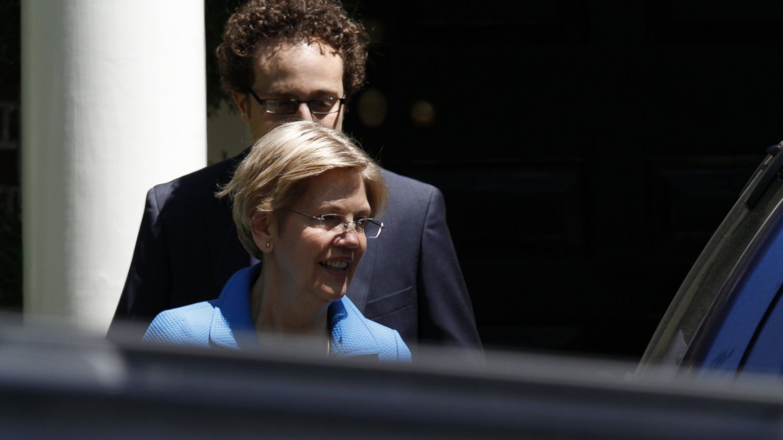 Clinton, Warren Meet for First 2016 Campaign Event