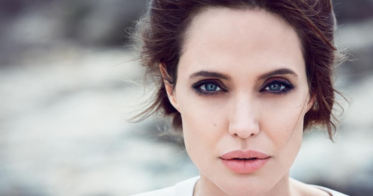 Анджелина Джоли стала мужчиной — Голливуд в шоке! (ФОТО)