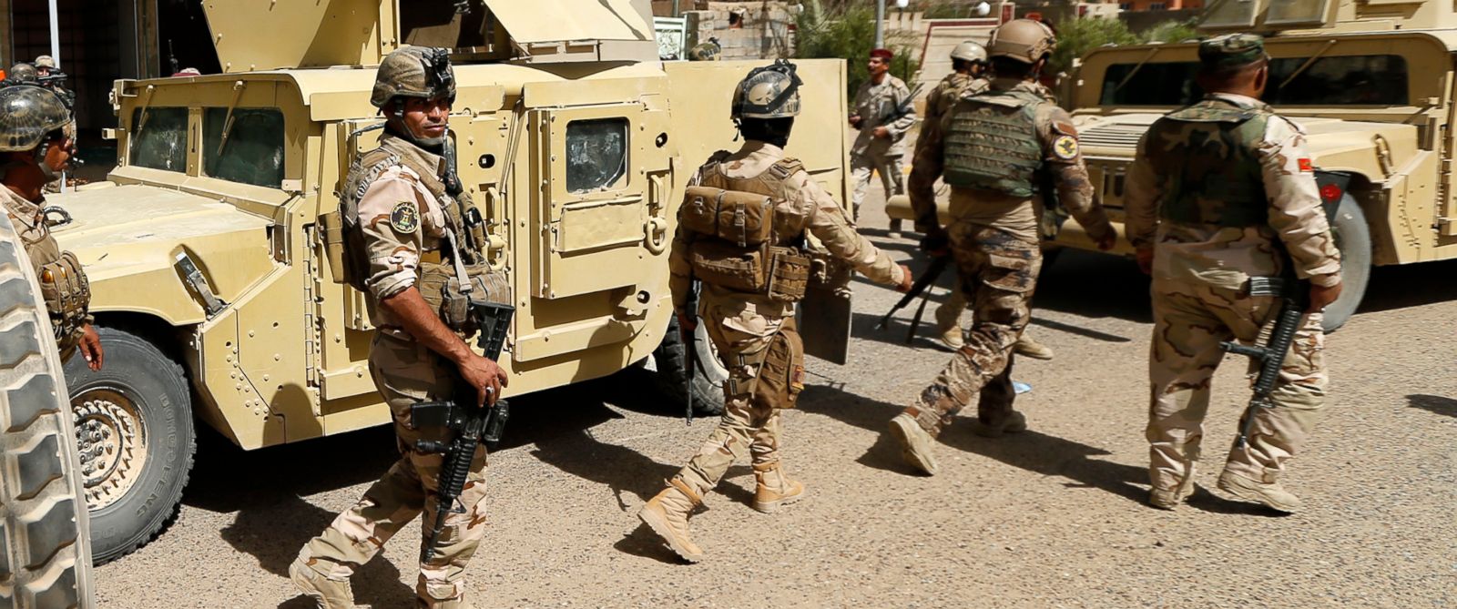 Iraqi Troops Push Into Center of Fallujah in Fight Against ISIS