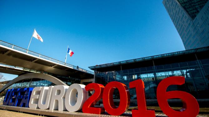 Euro 2016: France kick off tournament amid security, strike and weather fears