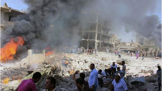 Syria: Deadly IS blast rocks Kurdish city of Qamishli