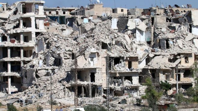 Syria conflict: ‘Families leave’ besieged Aleppo