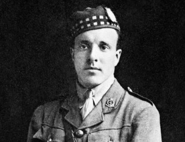 Double Victoria Cross winning First World War hero honoured with memorial stone