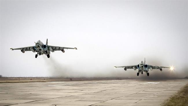 Syrian, Russian jets pound Daesh positions in Dayr al-Zawr