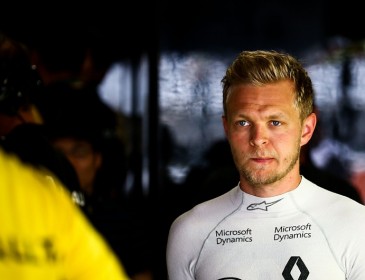 Kevin Magnussen switches to Haas in F1 for 2017