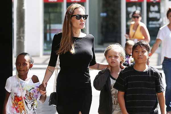 Горе: Дети Анджелины Джоли и Брэда Питта потеряли одного из родителей