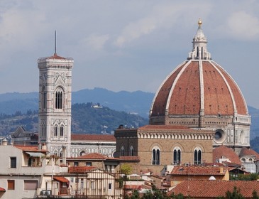 McDonald’s Gets The Boot At Piazza Del Duomo, Subsequently Sues Florence