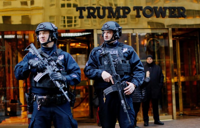 Student arrested after bringing weapons into Trump Tower
