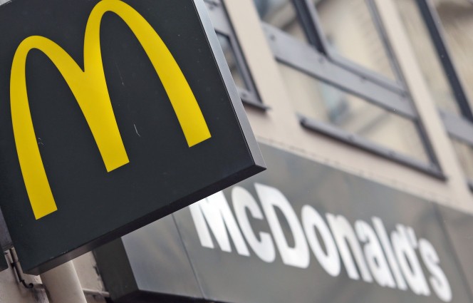 US Marshal arrested for pointing gun at McDonald’s cashier