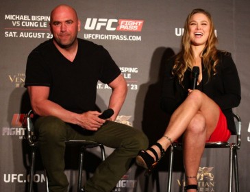 Pic: Ronda Rousey is suddenly jacked, built like a challah bread from the waist up