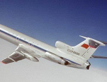 Самолеты Ту-154 эксплуатируют уже 48 лет. Это вообще безопасно?