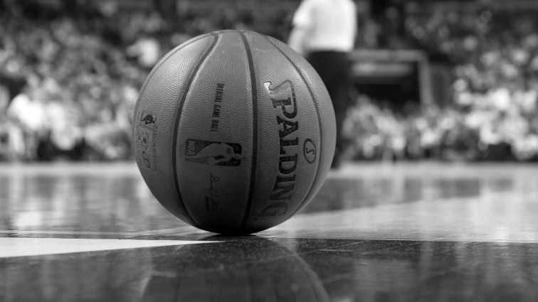 «PLEASE PRAY»: NBA REPORTING LEGEND DIES