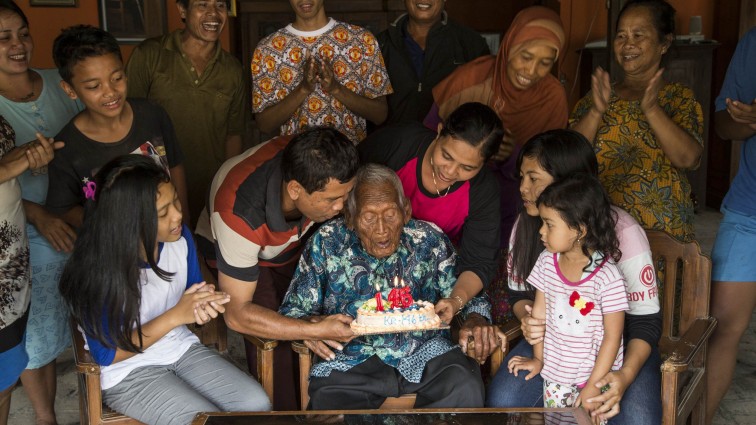 Man who claims to be world’s oldest human celebrates his 146th birthday