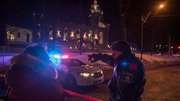 «Пули поражали молившихся людей»: подробности теракта в Канаде