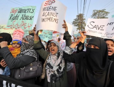 Pakistani woman sentenced to death for burning daughter alive in honour killing