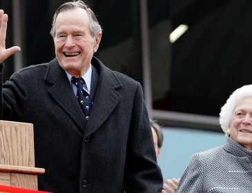 Former President George H.W. Bush, wife Barbara hospitalized