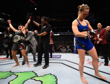 Amir Khan picks one thing Rousey did in Nunes fight which suggests she is done