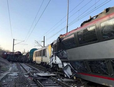 В Люксембурге столкнулись два поезда, есть пострадавшие (ФОТО)
