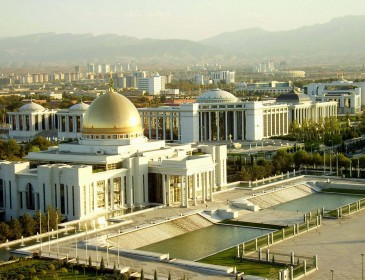 Кто же будет следующим? В Туркмении выбирают президента