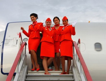 Бунт стюардесс: работницы «Аэрофлота» подали на авиакомпанию в суд за дискриминацию
