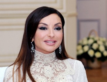 Первым вице-президентом Азербайджана стала жена президента Алиева. Кто же она такая?