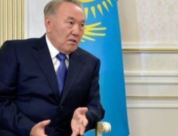 Парламент Казахстана урезал полномочия Назарбаева